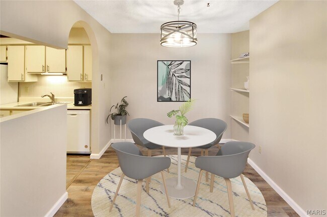 Foto del edificio - 121 Shirley Ridge Dr