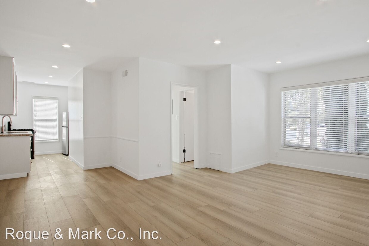 Primary Photo - 2 br, 1 bath Apartment - 300 California Av...