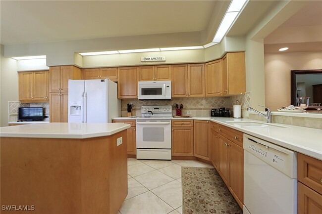 Foto del edificio - 5815 Persimmon Way