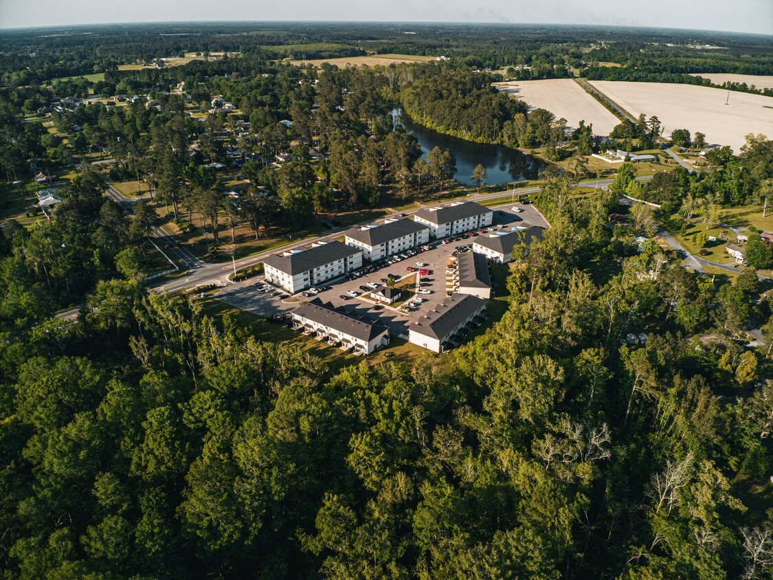 Primary Photo - Stone Ridge Luxury Apartments
