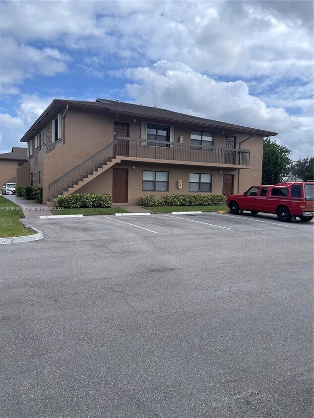 10057 Winding Lake Rd Unit 103, Sunrise, FL 33351 Condo for Rent in