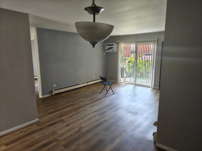 Foto principal - 2216 W Nichols Rd
