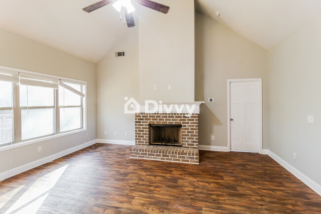 Foto del edificio - 122 Mary Ellon Way, Jackson, GA 30233