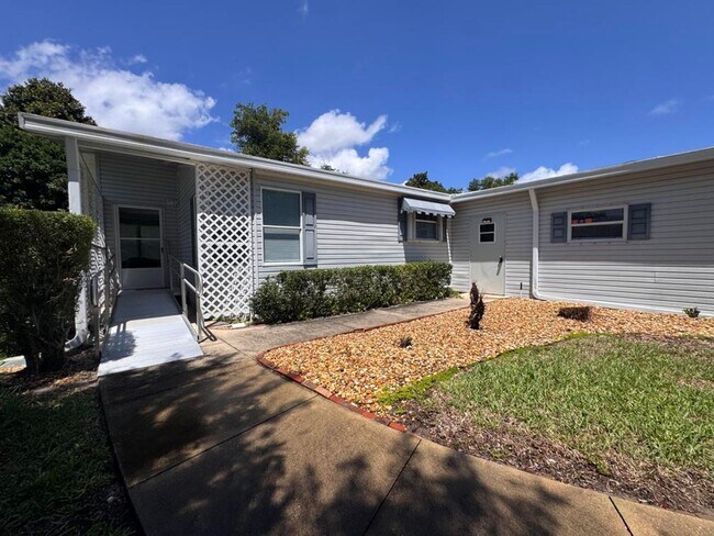 Foto del edificio - 2/2 in Plantation Oaks