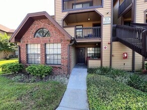 Building Photo - 315 Lakepointe Dr