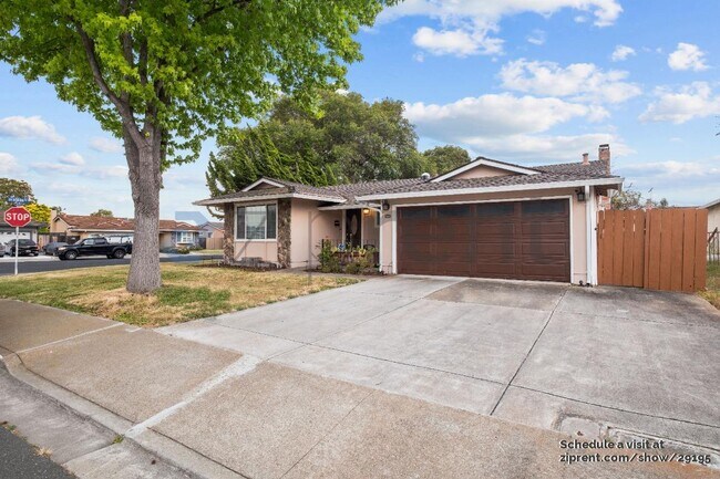 Building Photo - 4600 Ruth Way