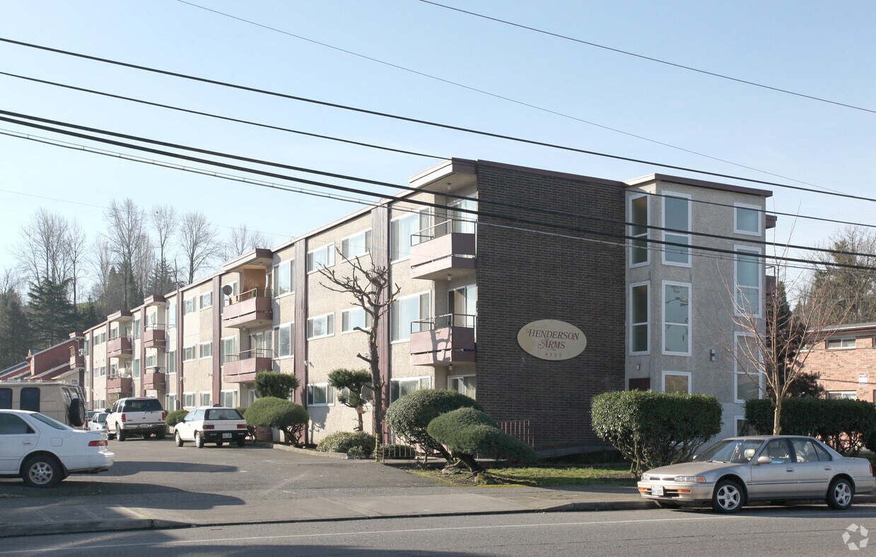 Foto principal - Henderson Arms Apartments
