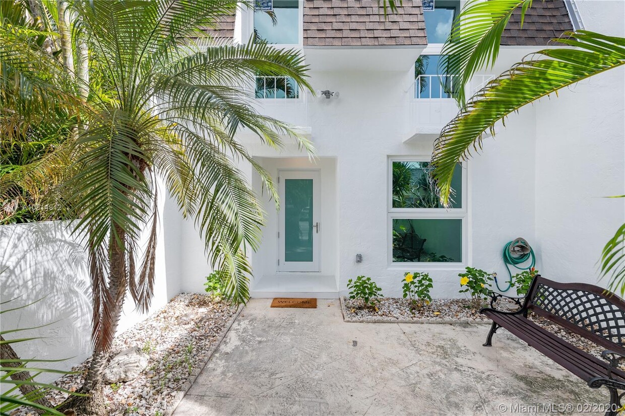 13505 NE 23rd Pl North Miami Fl 33181 - 13505 NE 23rd Pl   North Miami Fl 33181