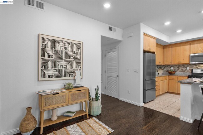 Foto del edificio - 2071 Mahuron Cir