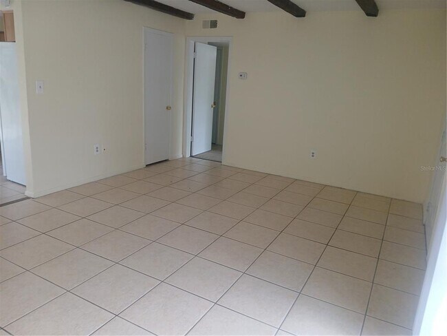 Foto del edificio - 3656 Ranchwood Rd