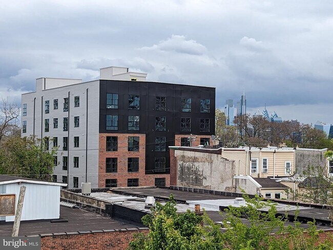Foto del edificio - 883 N Preston St