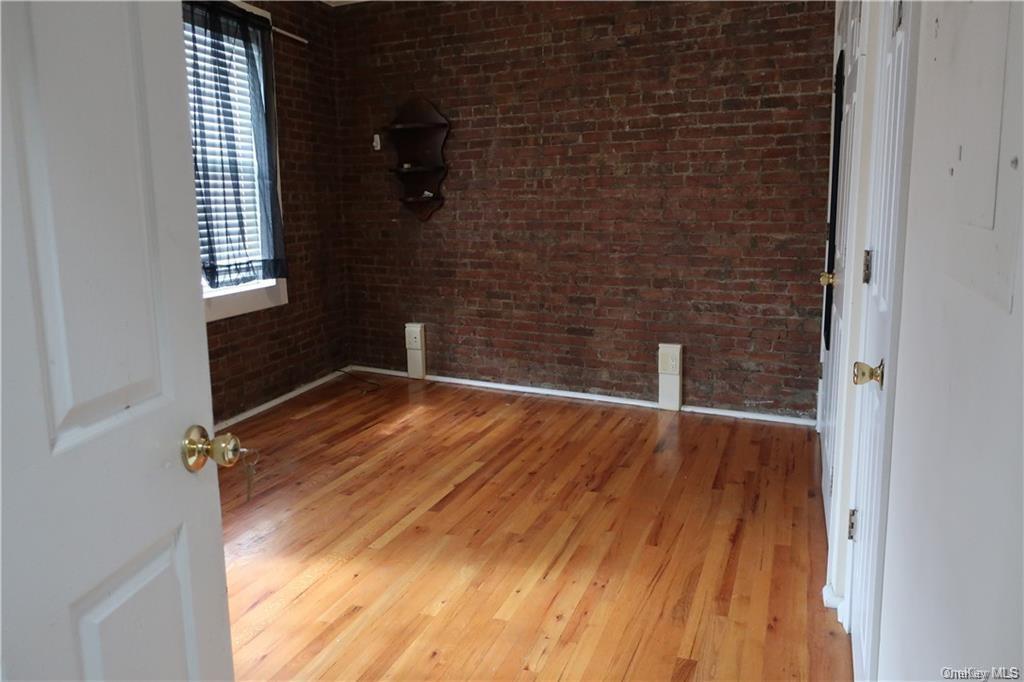 4 Broadway, Haverstraw, NY 10927 Room for Rent in Haverstraw, NY