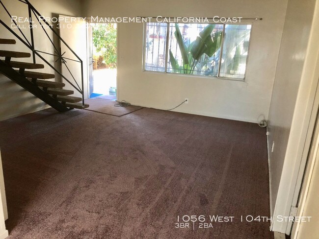 Foto del edificio - 1056 W 104th St