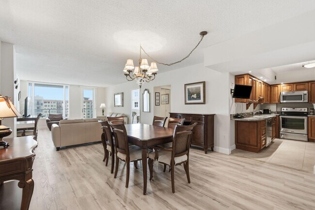 Building Photo - 3450 S Ocean Blvd