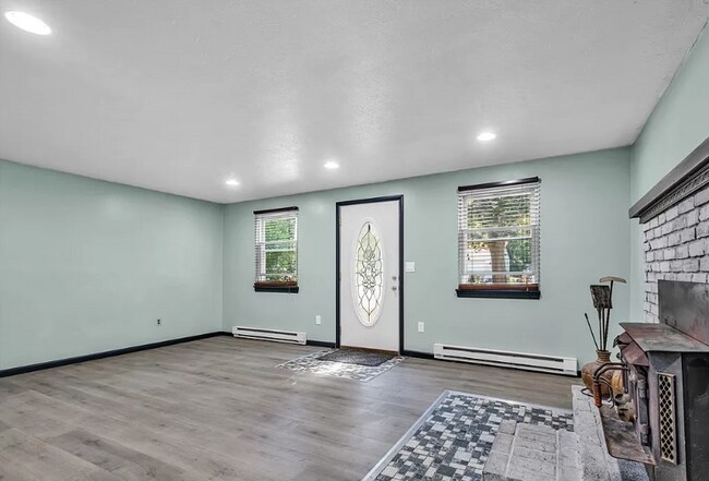 Foto del edificio - 5270 Cornell Ave