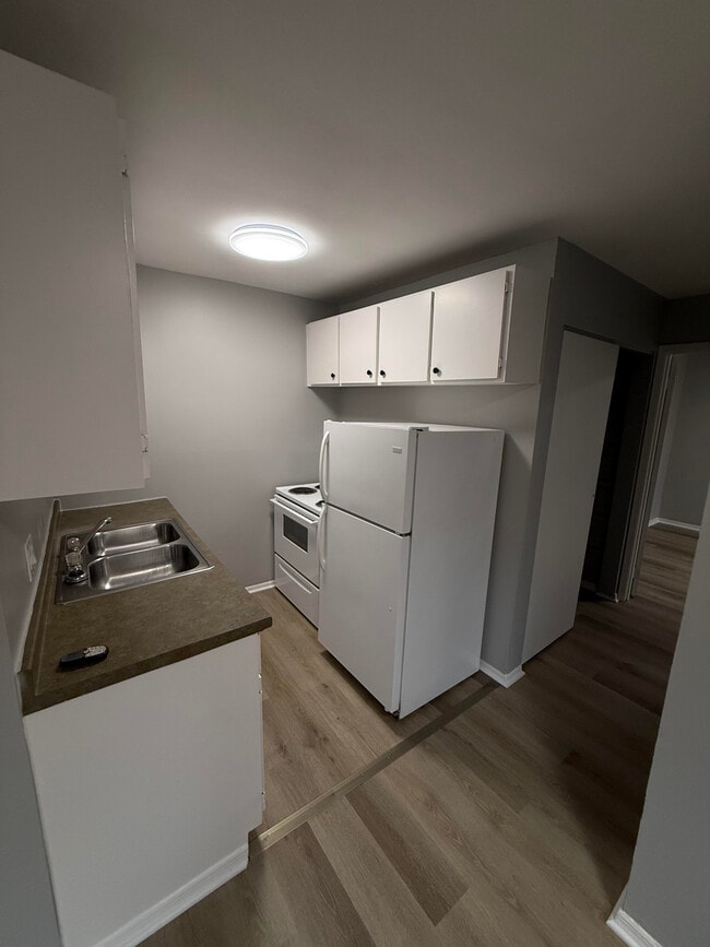 Foto del edificio - Lincoln Woods Flats