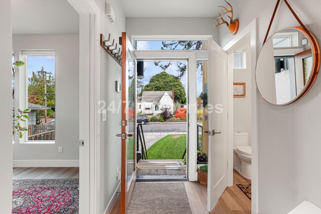 Building Photo - 2025-2491MF