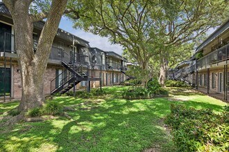 Building Photo - 8939 Gaylord Dr