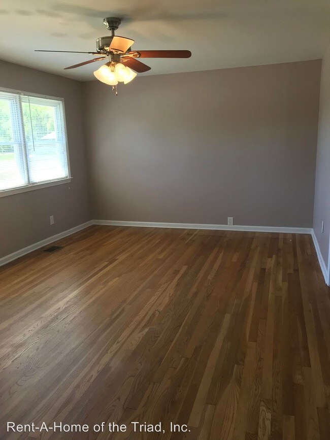 Foto del edificio - 3 br, 2 bath House - 2505 Olivet Court B
