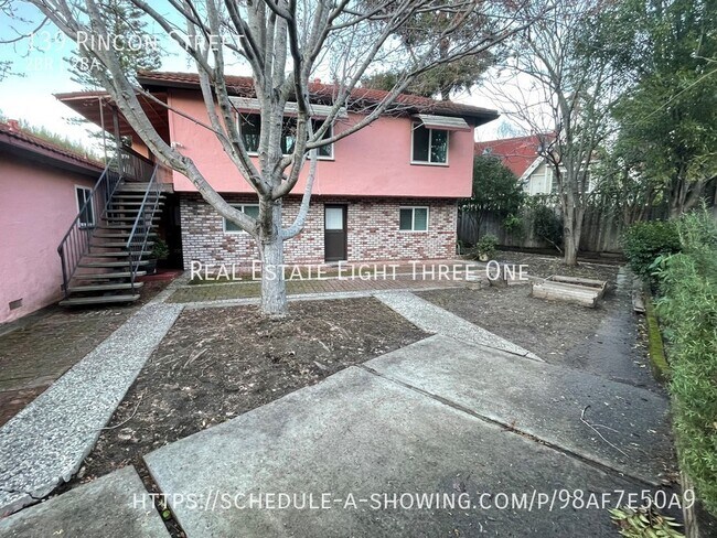Building Photo - West Side Santa Cruz Home close to UCSC an...