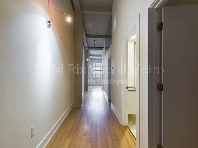Foto del edificio - 815 Perry St