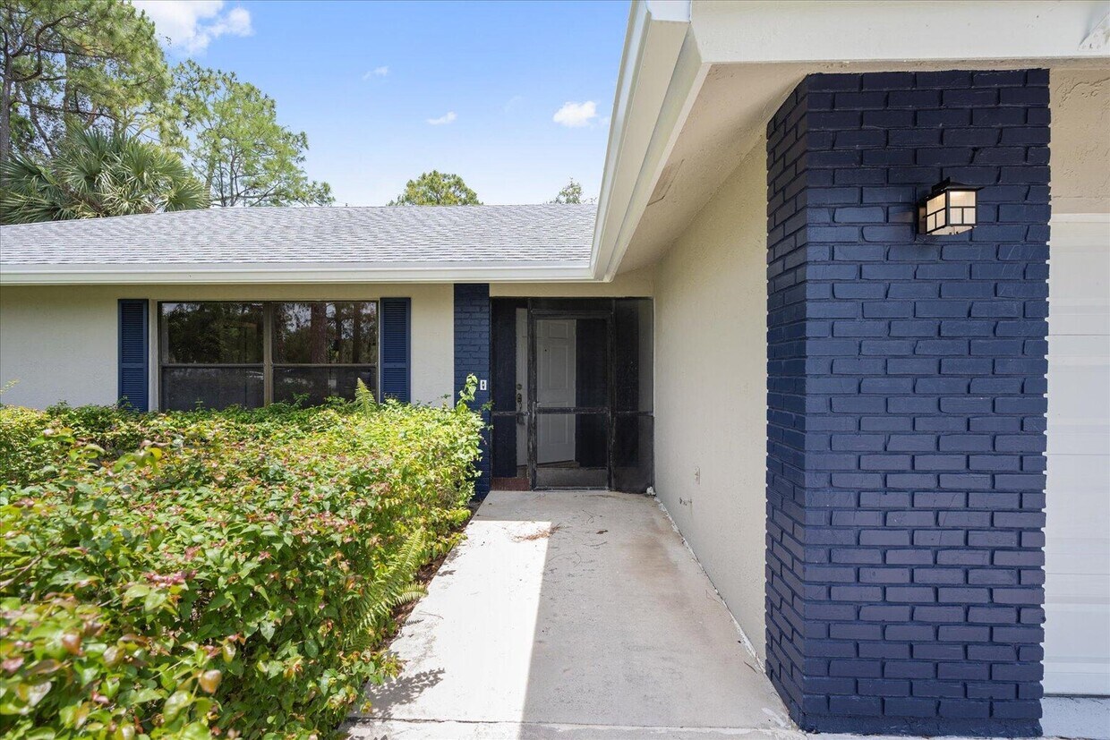 Foto principal - 634 Indigo Ave