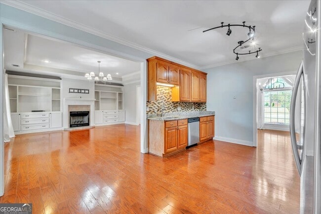 Building Photo - 100 Fox Den Ct