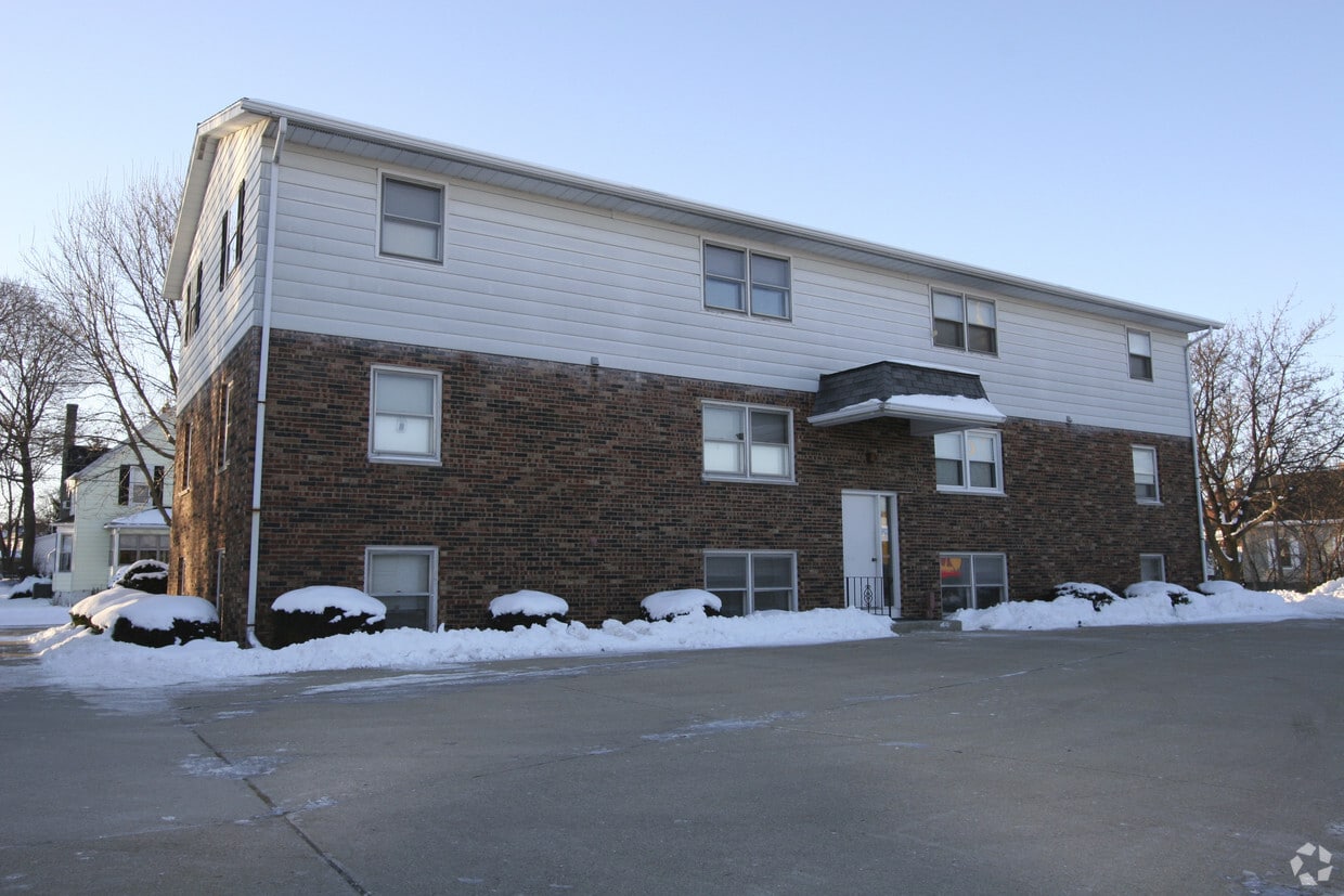 Primary Photo - 440-448 Stark Ave
