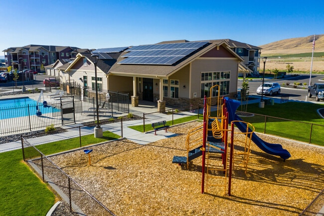 Building Photo - Copper Mountain