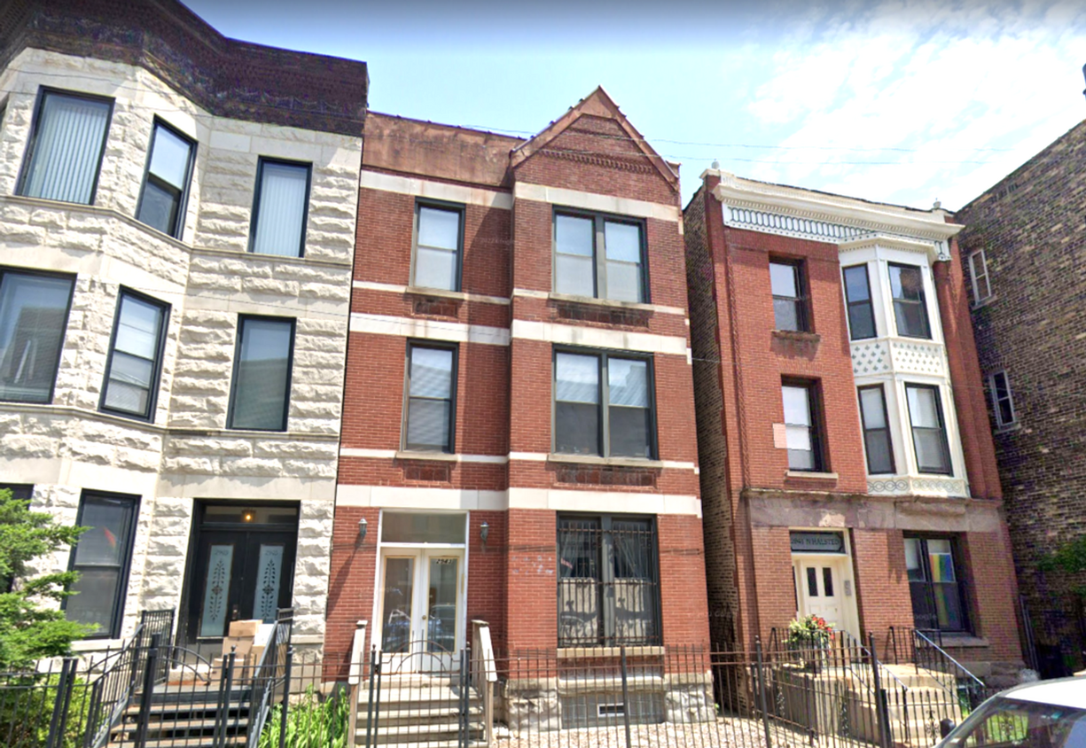 Foto principal - 2943 N Halsted St