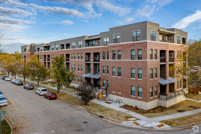 Exterior - Fair Oaks
