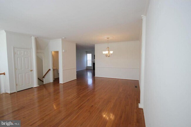 Foto del edificio - 15675 William Bayliss Ct