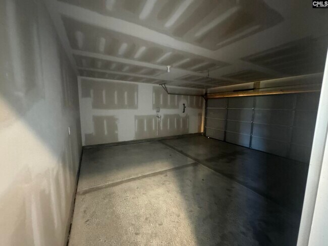 Foto del edificio - 3080 Hallsdale Dr