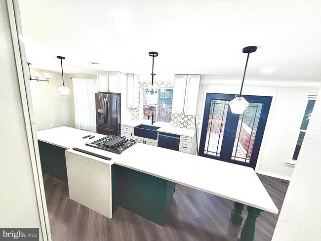 Foto del edificio - 8834 Chiswick Ct