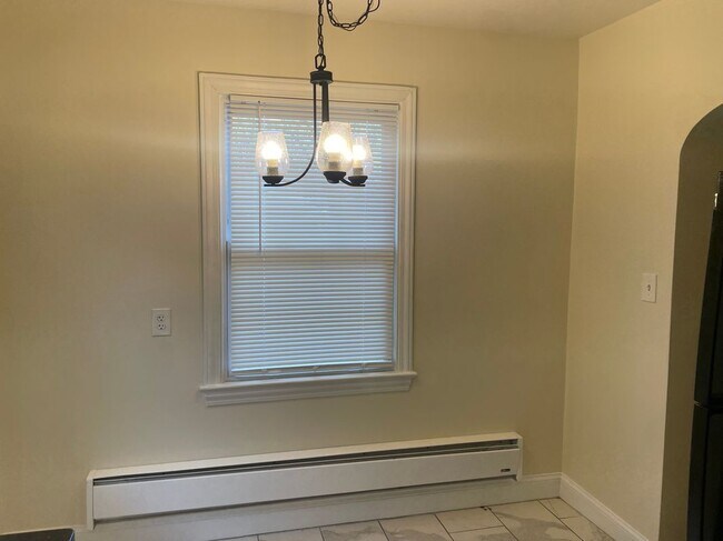 Foto del edificio - 7902 Garland Ave