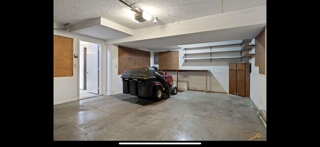 Building Photo - 3 Bedroom, 3 Bathroom Home for Rent