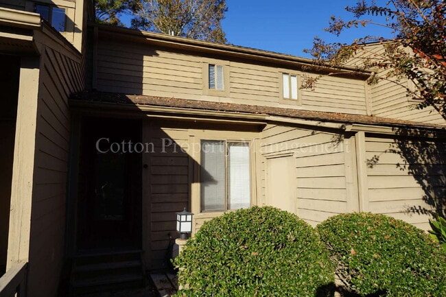 Photo - 229 St Luke Ct Townhome