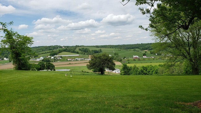 Building Photo - 2607 Township Rd 444