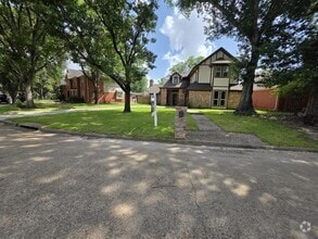 Building Photo - 4219 Meadowchase Ln