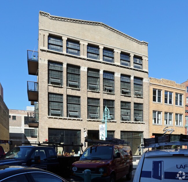 Foto del edificio - 211 N Broadway