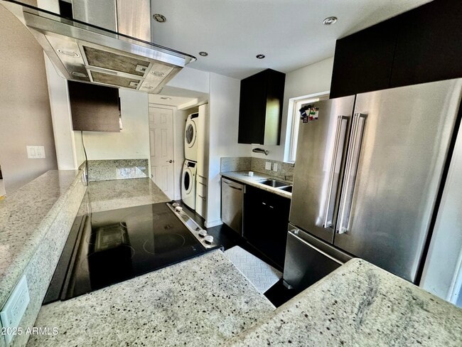 Foto del edificio - 4860 N 73rd St