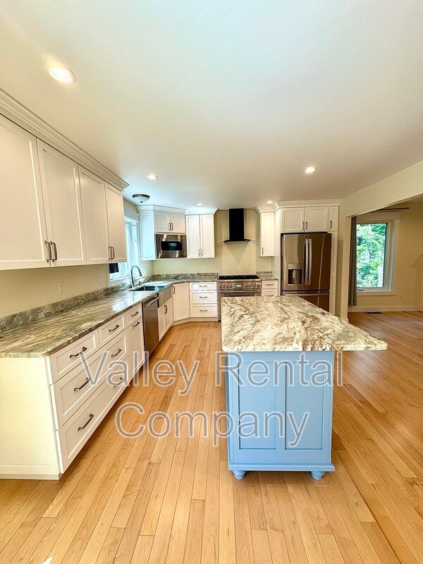 Foto del edificio - 118 Linden Ridge Rd