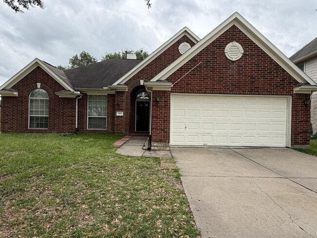 Building Photo - 8011 Aspen Dr
