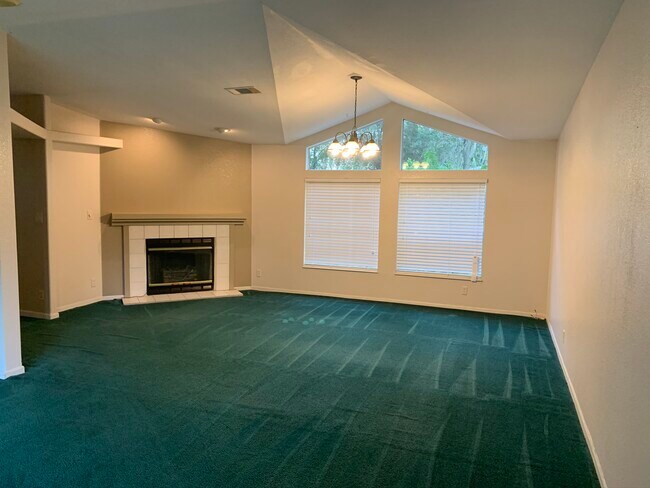 Building Photo - 9909 Arrow Pointe Ct
