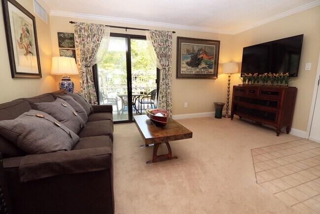 Foto del edificio - 19 Village Hill Ln