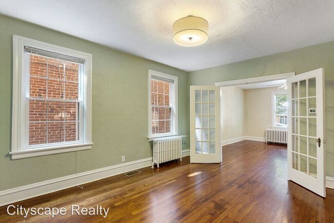 Building Photo - 2 br, 1 bath House - 3547 Grove Avenue #B