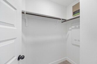 Building Photo - 21127 Coral View Dr