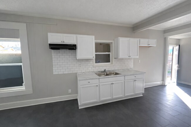 Foto del edificio - 379 Boston St