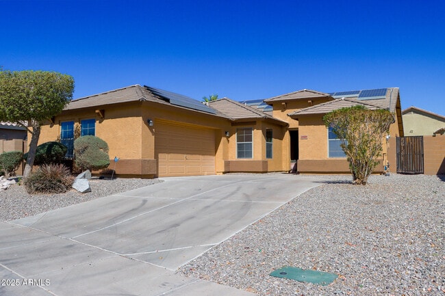 Building Photo - 25564 W Magnolia St