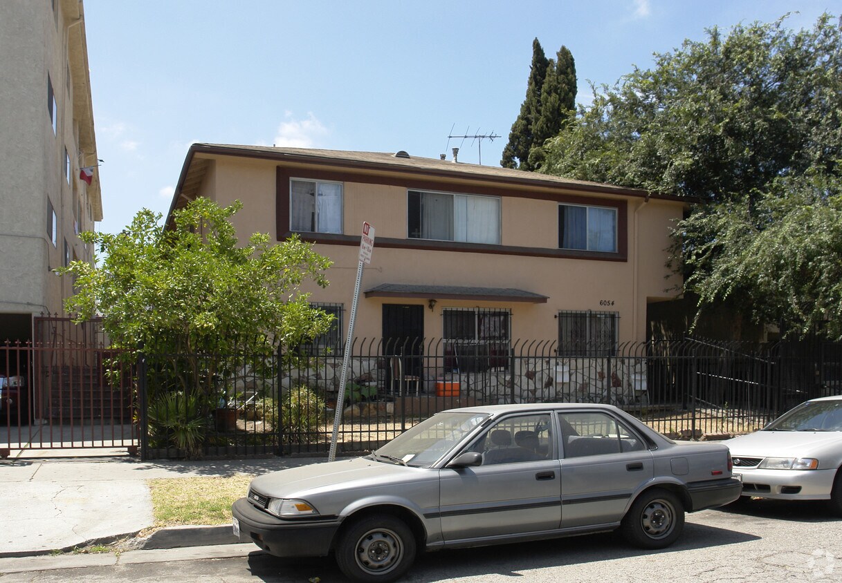 Building Photo - 6054 Eleanor Ave